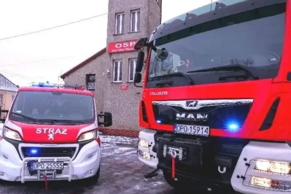 Test syren alarmowych w Tarnowie Opolskim – spotkanie przy remizie OSP