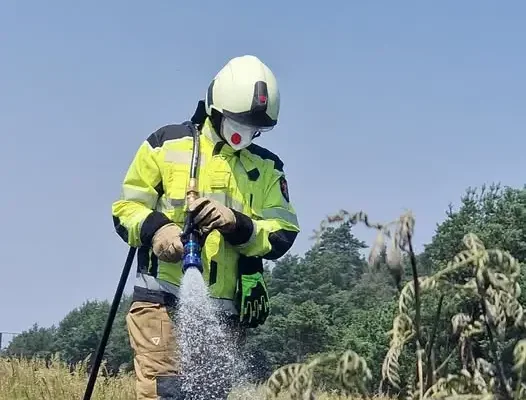 Pożar traw w Zawadzie – interwencja OSP Opole Gosławice