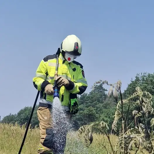 Pożar traw w Zawadzie – interwencja OSP Opole Gosławice