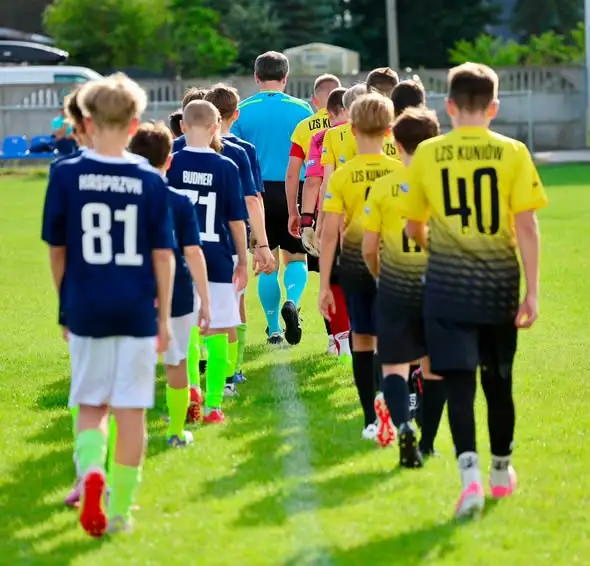 Soccer College rozpoczyna sezon w II Lidze Młodzika od mocnego występu w Kuniowie