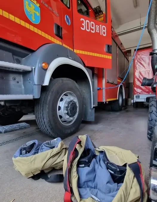 Pożar pojazdu na ul. Powstańców Warszawskich w Opolu – interwencja strażaków