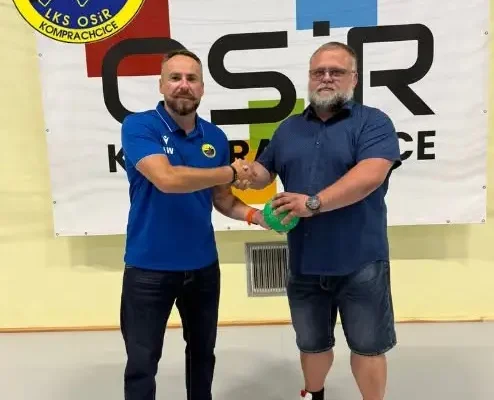 Nowy sponsor dla LKS OSiR Komprachcice – SPEC CAR Serwis z Opola