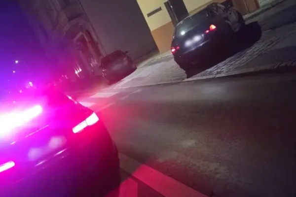 18-latek i 22-latek stracili prawa jazdy za driftowanie w Brzegu