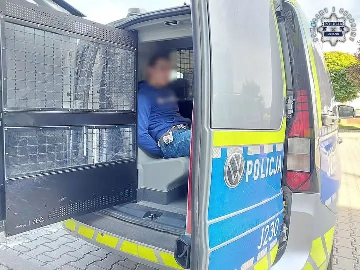Ukradł kosmetyki i uciekał – zatrzymali go policjanci po służbie