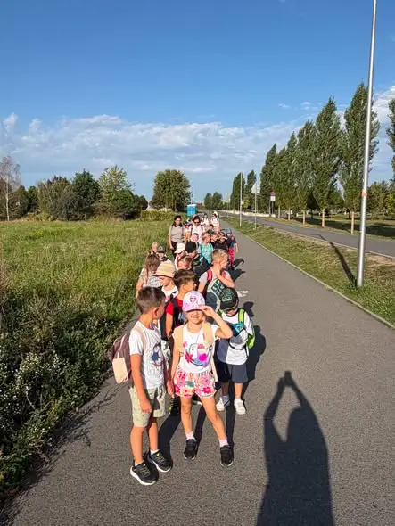 Pierwszaki z pierwszej wycieczki wróciły z ZOO w Opolu z torbami pełnymi wrażeń