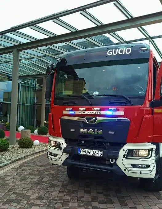 Pożar w kuchni hotelu w Prószkowie — szybka reakcja służb