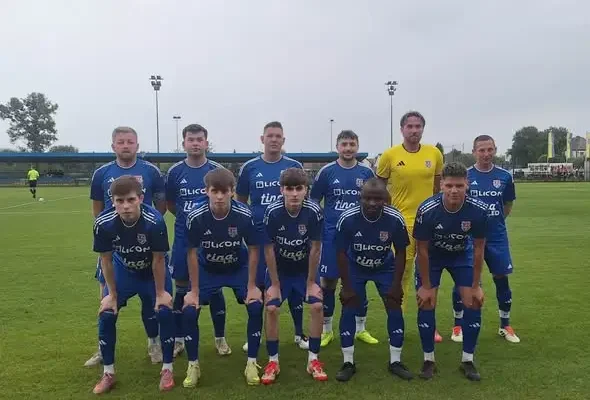 1.FC Chrząstowice wygrywa z Unią Raszowa-Daniec 2:1 po bramce w 85. minucie