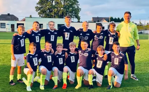 Młodzicy Soccer College: cztery mecze, dwa zwycięstwa i cenne doświadczenie