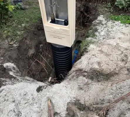 PUKTO jako pierwsza w powiecie montuje szafki do poboru próbek wody