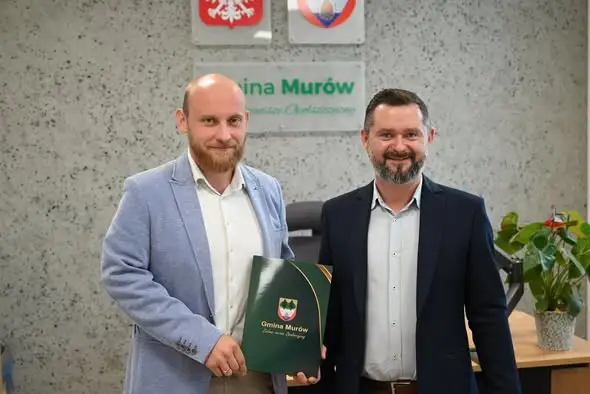 Sportowy plac zabaw w Starych Budkowicach coraz bliżej – umowa z wykonawcą podpisana
