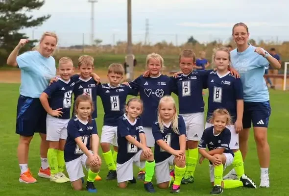 Turnieje „Bawi nas piłka” wystartowały – relacja z pierwszego weekendu rozgrywek