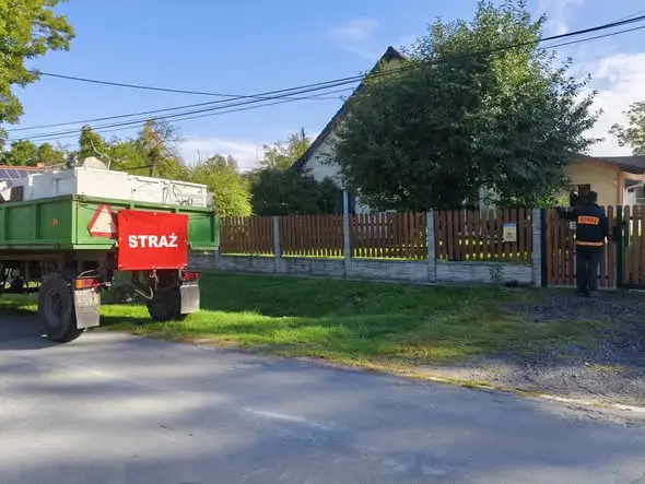 Zbiórka złomu i elektrośmieci w Popielowie i Lubieni. Druhowie dziękują mieszkańcom