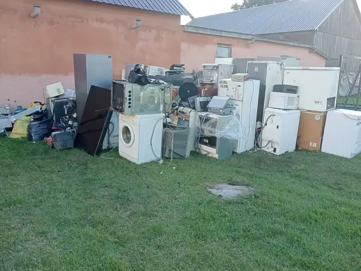 OSP Dąbrowa zbiera elektrośmieci do 28 października