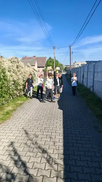 Dzień Chłopaka w klasie III a – kreatywna gra terenowa i moc wrażeń